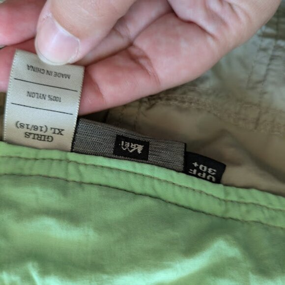 REI Kids Casual Bottoms in Khaki and Green - Picture 3 of 14